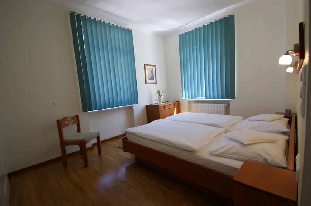 Bertricher Hof Hotel Garni Bad Bertrich Exterior foto